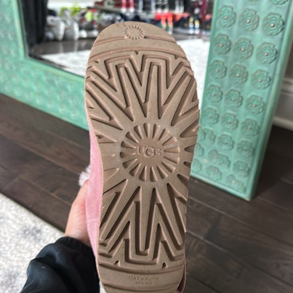 Pink short twist Uggs… Gently Used - Picture 7 of 7